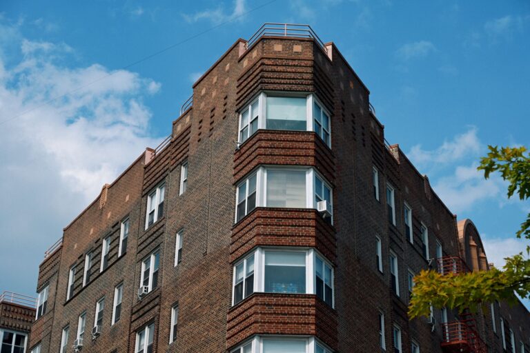 L&rsquo;achat pour la location : un investissement immobilier rentable ?