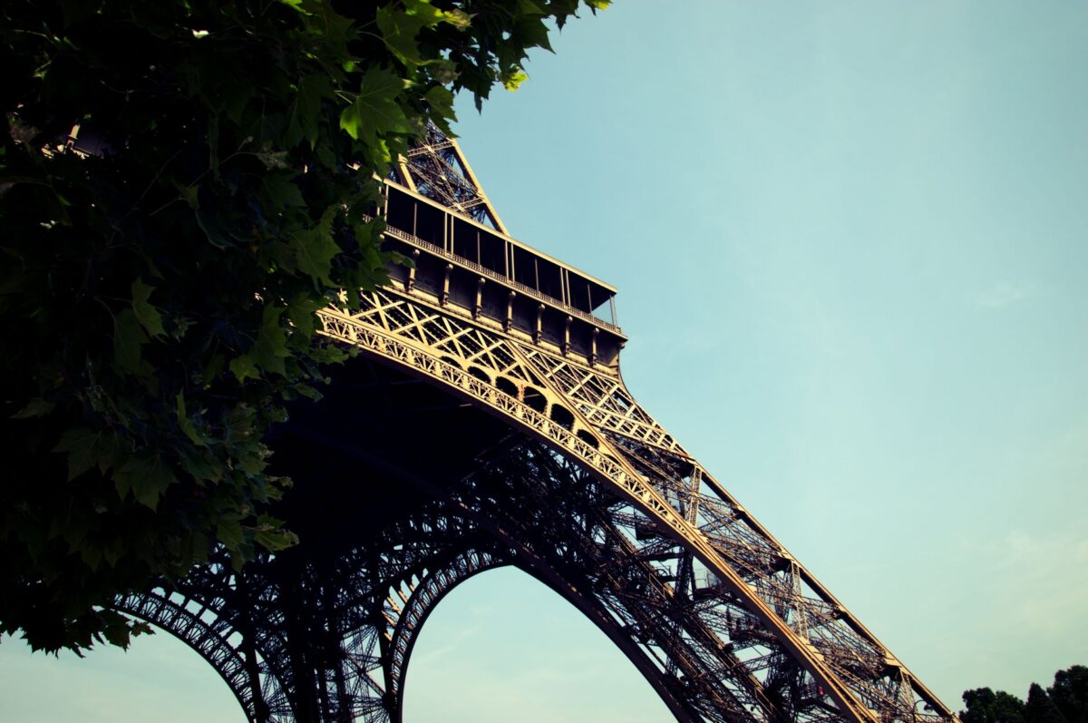 Moody’s garde la France à Aa3, mais la perspective reste négative